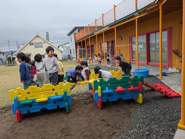 外への探索｜認定こども園 北見のぞみ幼稚園
